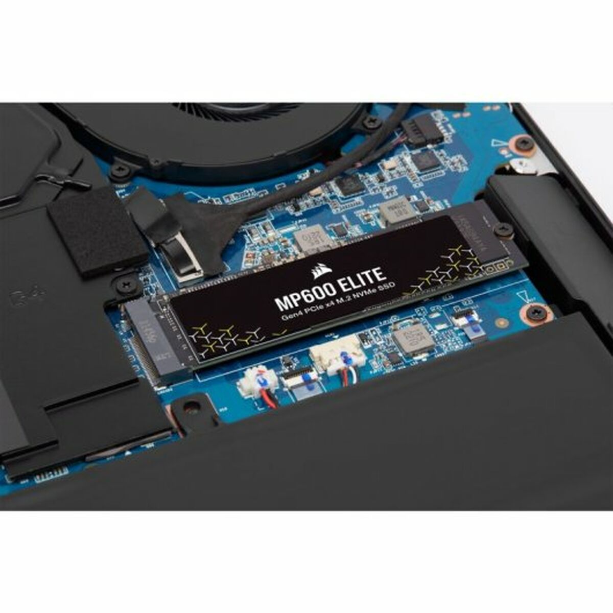 Switch Corsair 2 TB 2 TB SSD Switch Corsair 2 TB 2 TB SSD