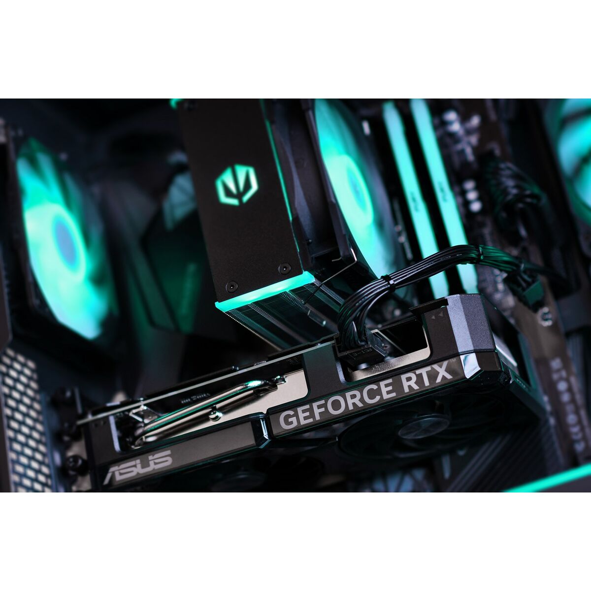 Desktop PC Actina KOMACNGIP0017 AMD Ryzen 5 5600X 32 GB RAM 1 TB SSD Nvidia Geforce RTX 4060 Desktop PC Actina KOMACNGIP0017 AMD Ryzen 5 5600X 32 GB RAM 1 TB SSD Nvidia Geforce RTX 4060